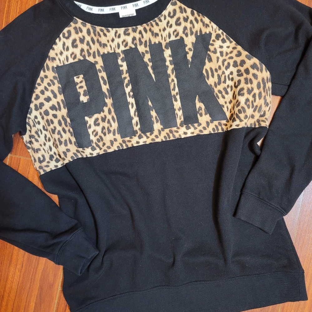 VS PINK cheetah sweatshirt